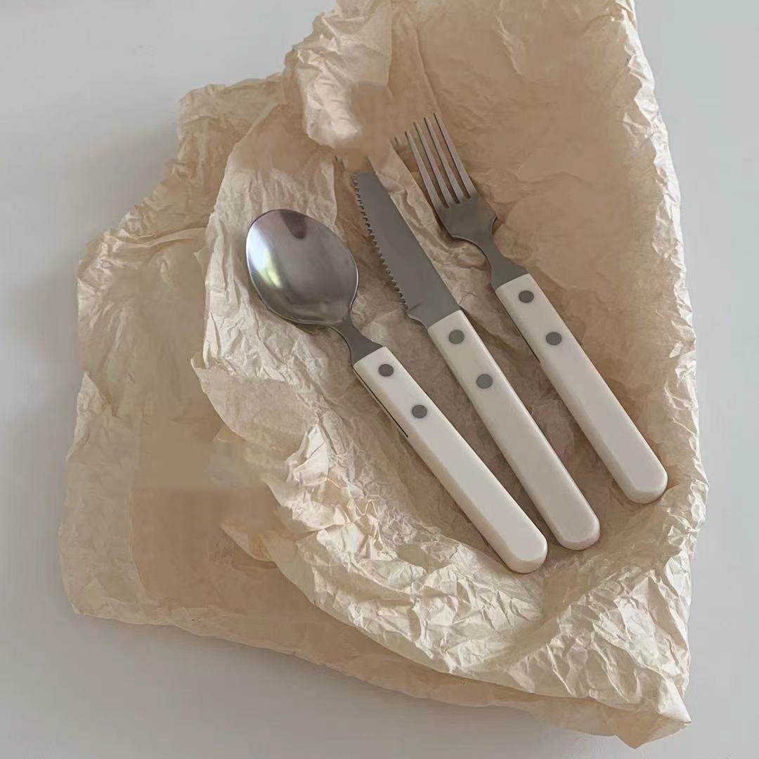 Vintage Collectible Spoons - طقم أدوات مائدة فرنسي عتيق من